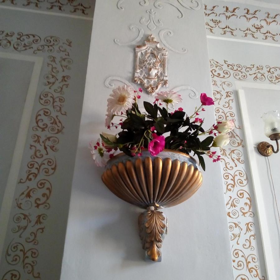 Appartement De Ville Medievale Vinca Kültér fotó