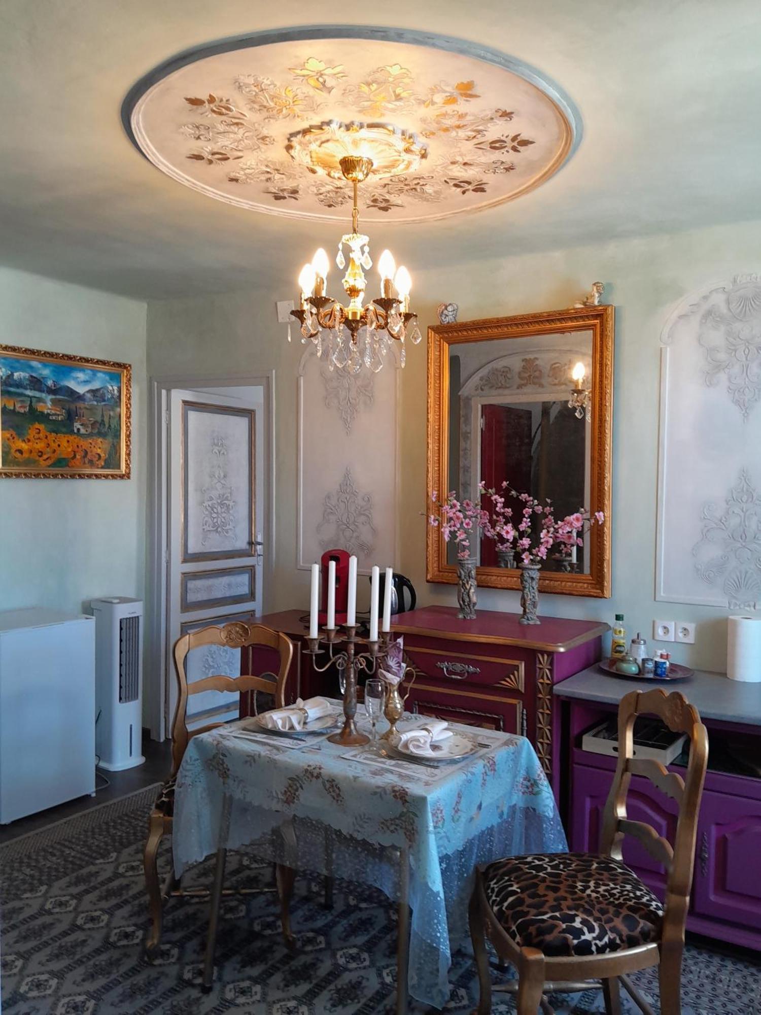 Appartement De Ville Medievale Vinca Kültér fotó
